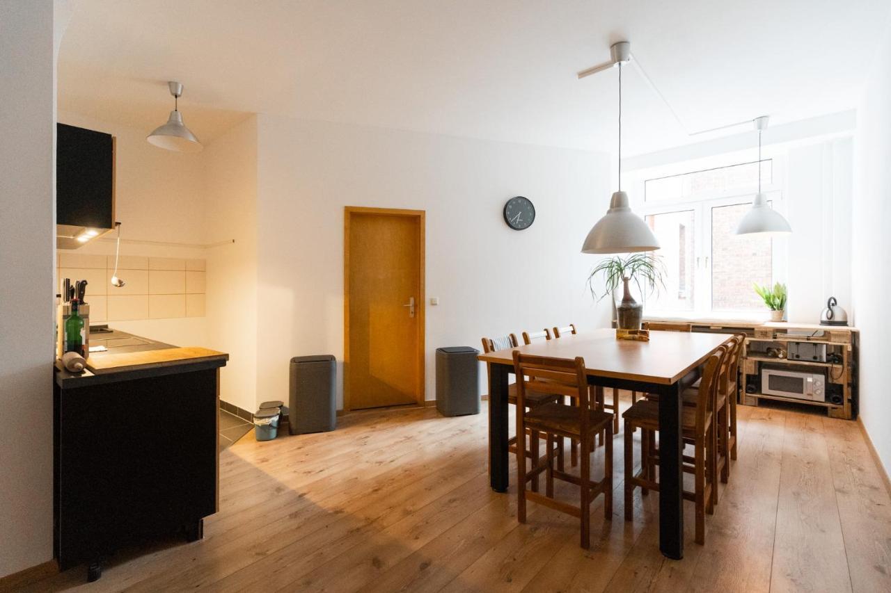230 M2 Loft Mit Eigenem Wintergarten Mit Tischtennis & Dart, Kostenloser Parkplatz Erfurt Dış mekan fotoğraf
