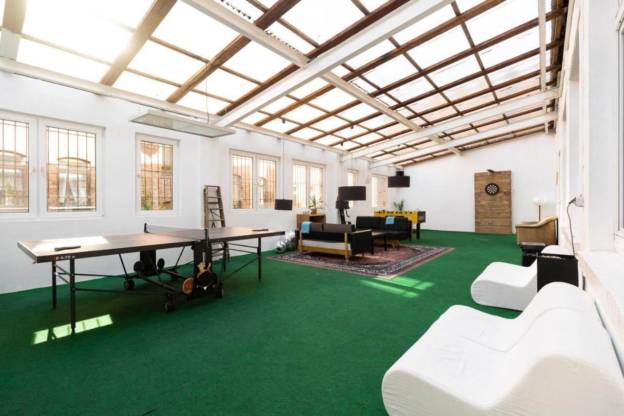 230 M2 Loft Mit Eigenem Wintergarten Mit Tischtennis & Dart, Kostenloser Parkplatz Erfurt Dış mekan fotoğraf